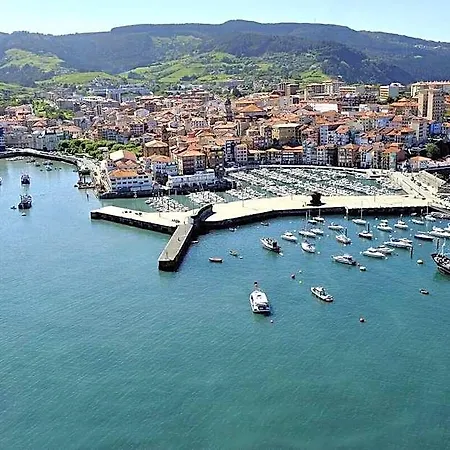 Ohana, Centrico-wifi-ascensor-parking Privado Free Otel