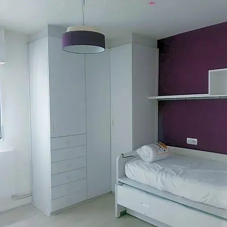 Ohana, Centrico-wifi-ascensor-parking Privado Free Otel