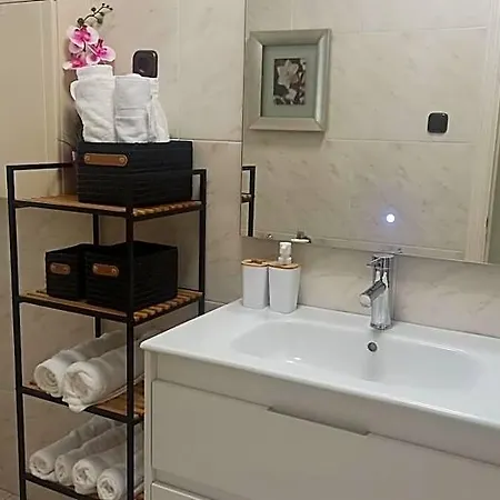 Ohana, Centrico-wifi-ascensor-parking Privado Free Bermeo