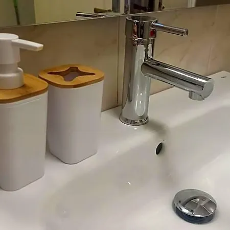 Ohana, Centrico-wifi-ascensor-parking Privado Free Otel 4*